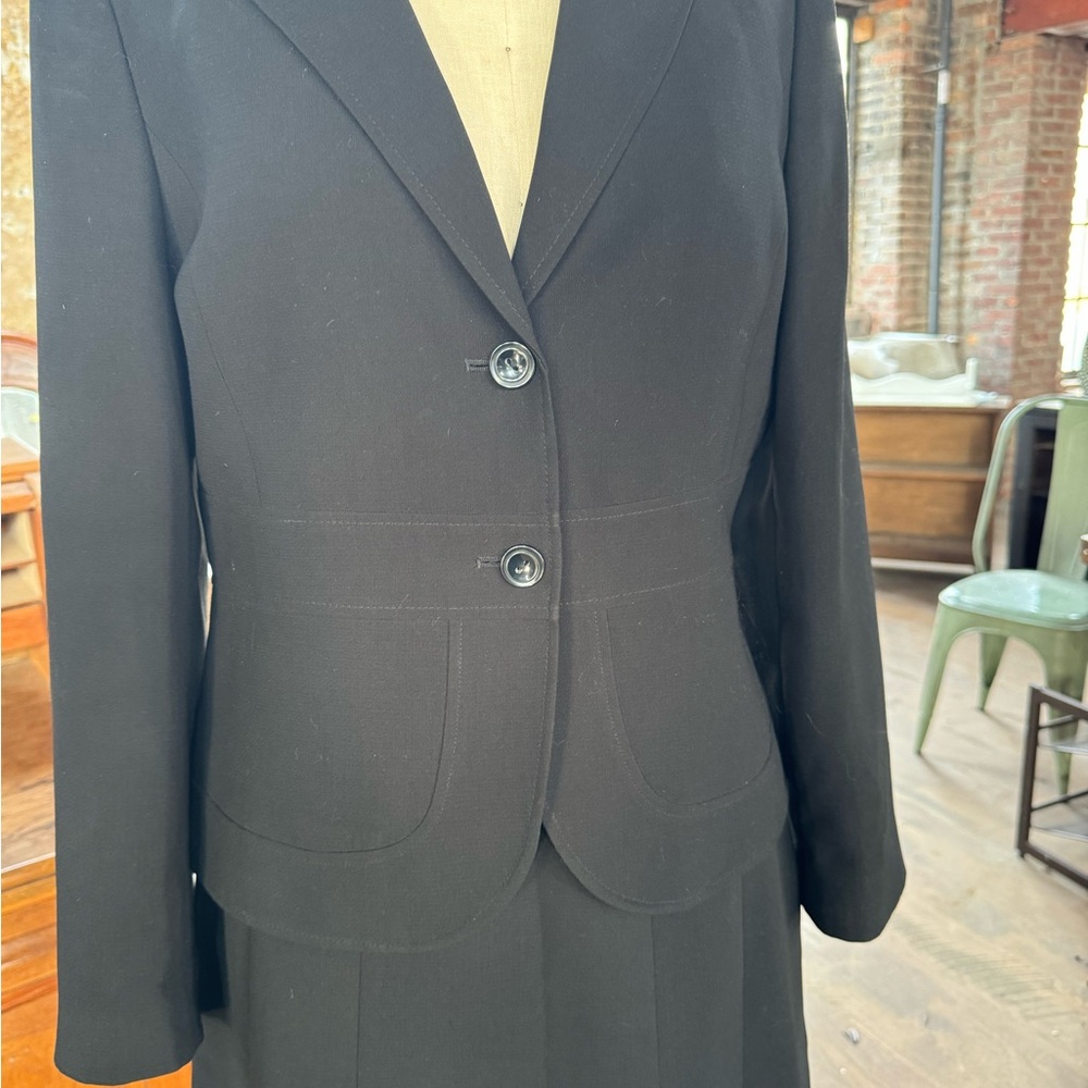 Calvin Klein suit - Picture 3 of 6